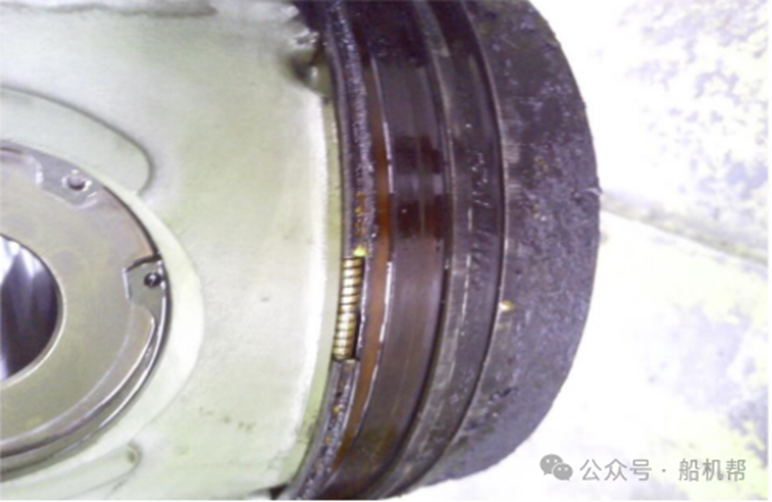 Cummins KTA38 Piston